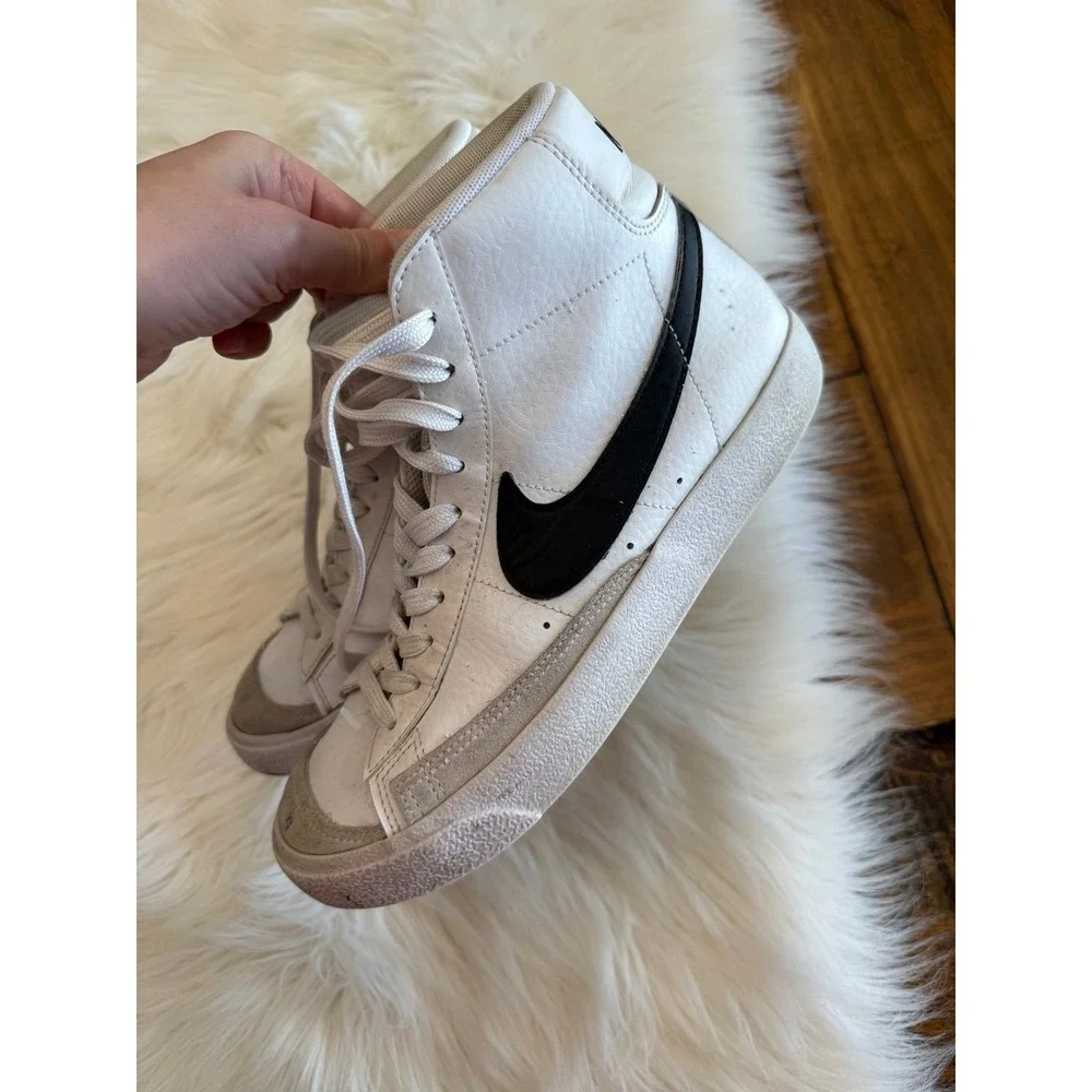 Nike blazer‎ mid size 6Y